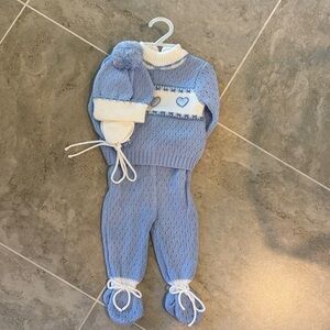 Vintage Knit Baby Outfit with Hat NWOT